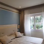 里贾纳酒店