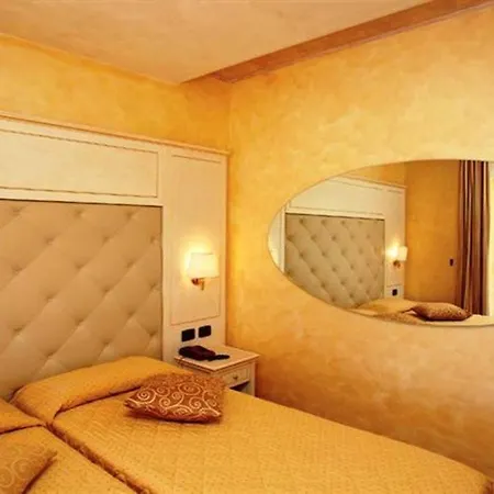 Regina Hotel
