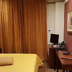 Regina 4*