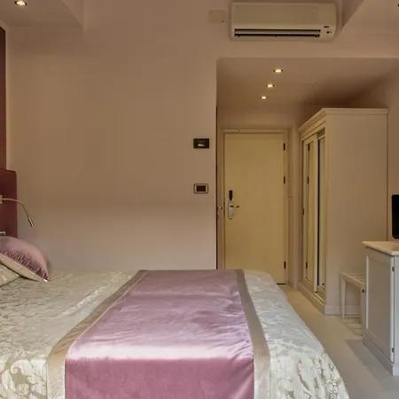 Szálloda Regina 4*