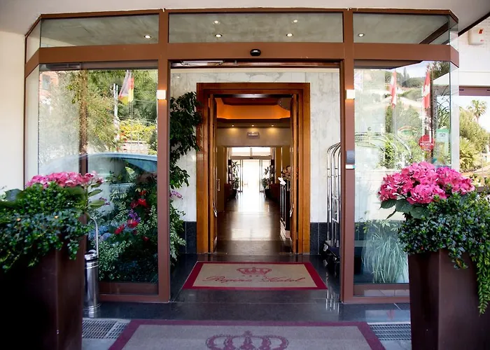 Готель Regina 4*